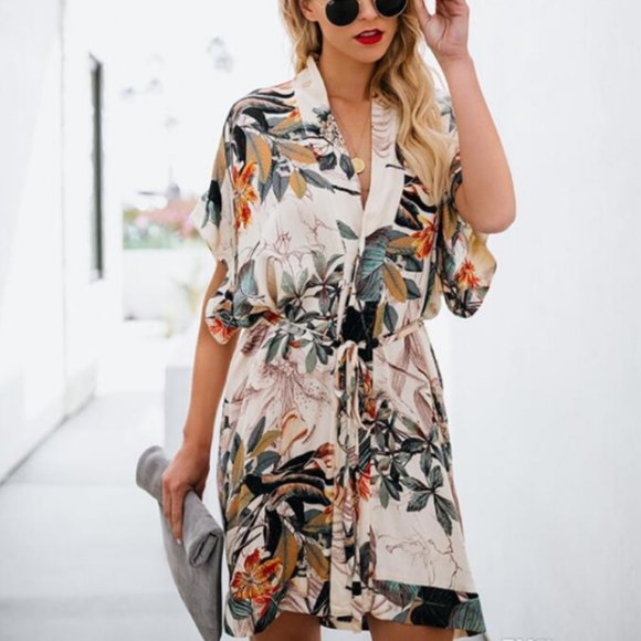 Cream tie-waist kimono - Picture 2 of 7